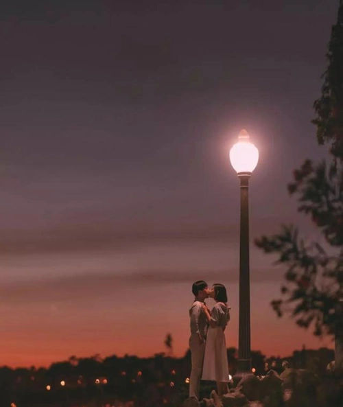 拍出最甜蜜的情侣照!