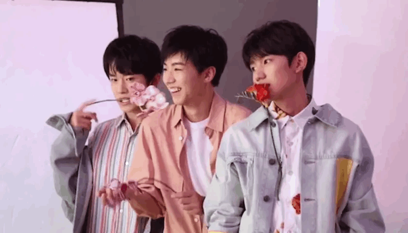 你们更喜欢现在的tfboys还是曾经的tfboys呢?