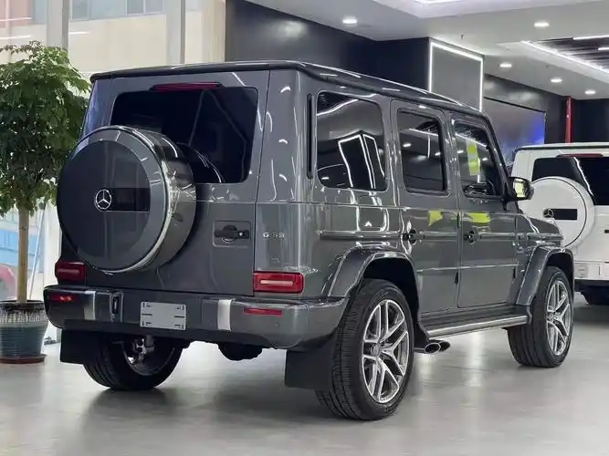 2023款奔驰g63现车 节日特惠直降60万  售全国可分期