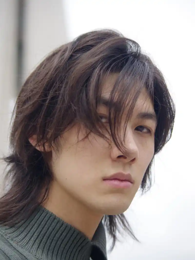 自然卷男孩发型参考!变身日系禁欲系男孩!