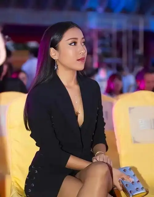 刘石坚我这辈子最后悔的事情就是捧红吉克隽逸这颗黑珍珠