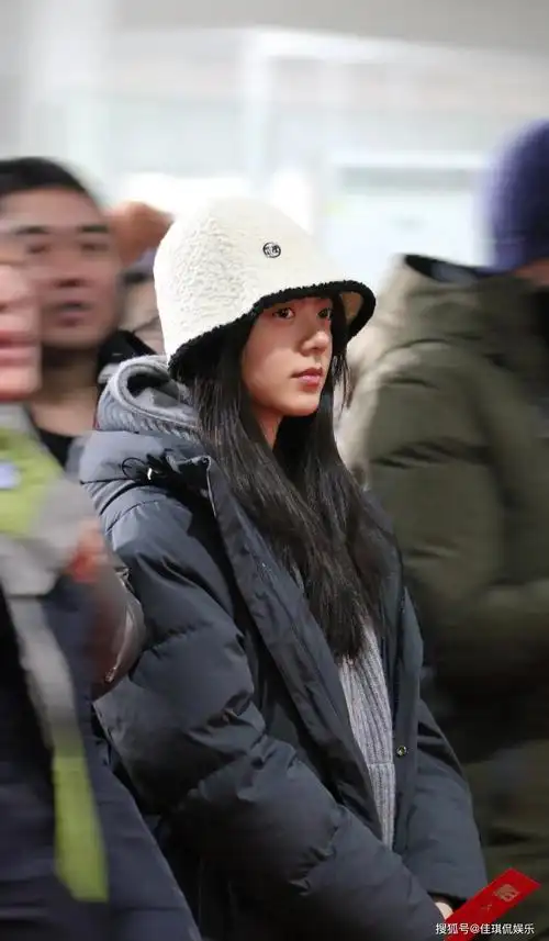 赵今麦刚杀青就进组,还晒出新片素颜剧照,妹妹太有事业心了!