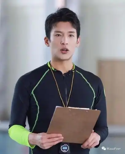 来自黄立行的灵魂拷问为什么小鲜肉只化妆不锻炼