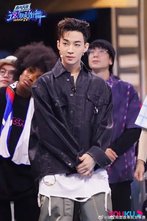 《声入人心》当导师,点评效果比尚雯婕还好,能综艺能专业,而且刘宪华