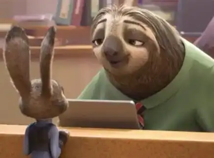 《疯狂动物城》片段:呆萌树懒爆笑查车牌号