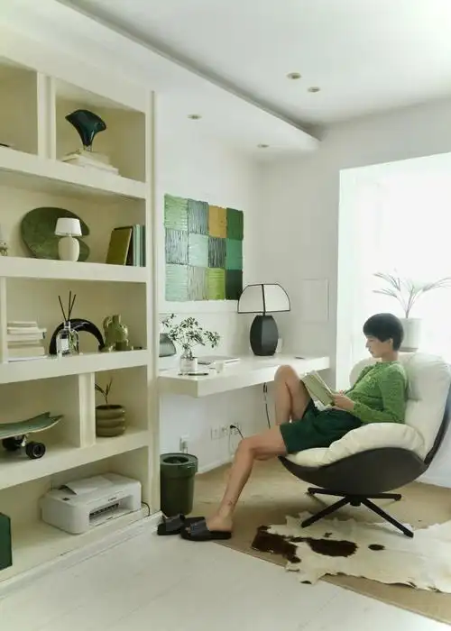 爱工作的女孩子应该拥有美丽的书房