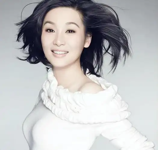 想不到2月还没结束国家一级演员徐帆就被骂上热搜