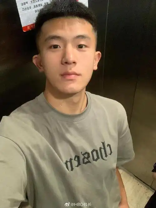 山东男高 鼻子好大