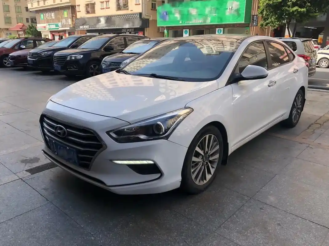 现代名图 精品车