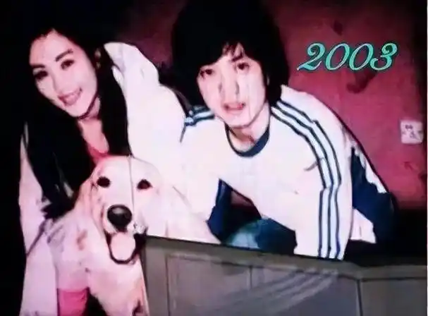 回顾李健我们听的不仅是音乐更多的是看他的睿智文化与气质