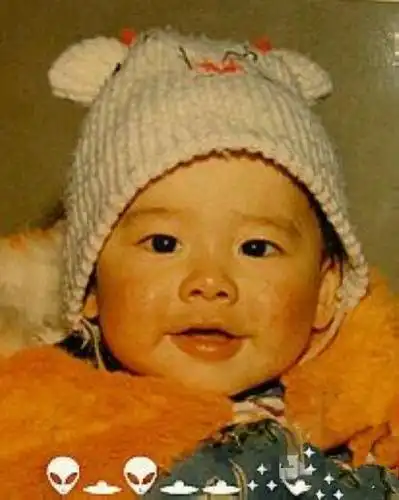 李易峰,赵丽颖这些丑孩子长成了明星_小时候