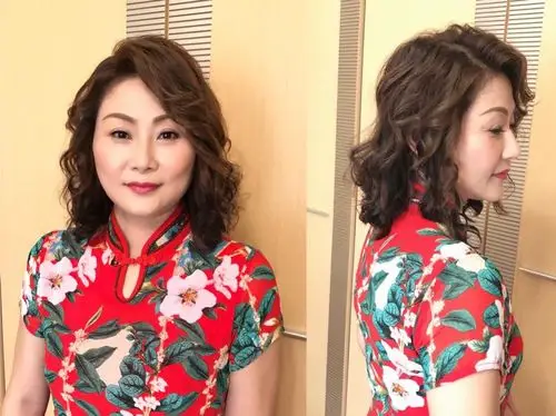 新娘妈妈发型如何打理?3款时尚高雅的包头,盘发妈妈造型推荐