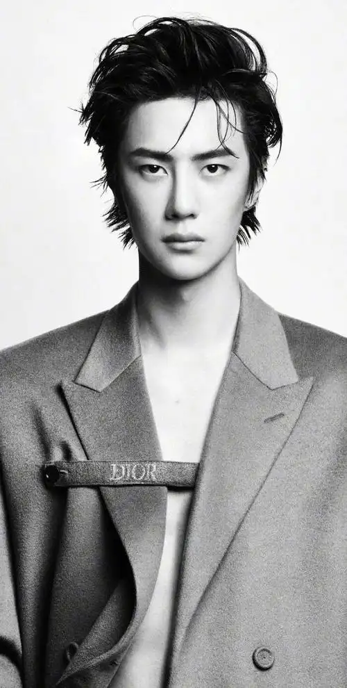 王一博壁纸真的超性感让人眼前一亮浓浓的荷尔蒙气息扑面而来