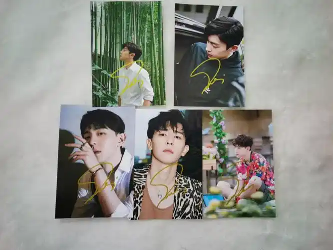 邓伦 亲笔签名照