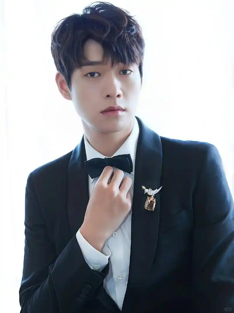 都有一个共同点姐弟恋  魏大勋的三段感情都因为年龄差异而备受瞩目