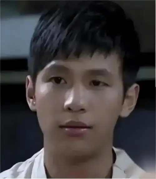 宋小宝年轻的时候十分辛苦