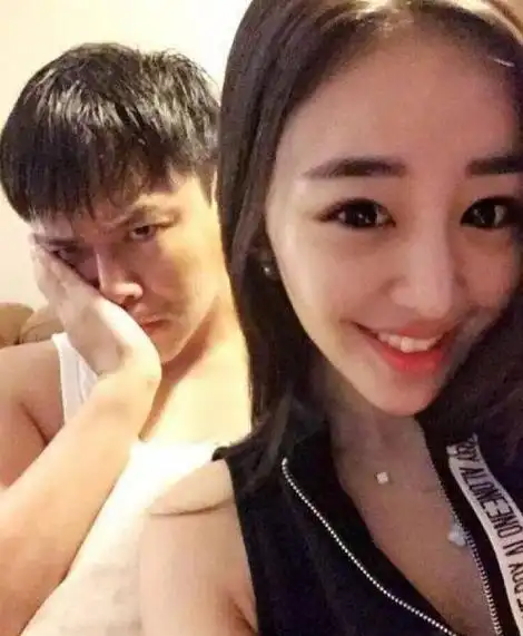 陈思诚第一任妻子是谁(陈思诚的劲爆情史)(21)