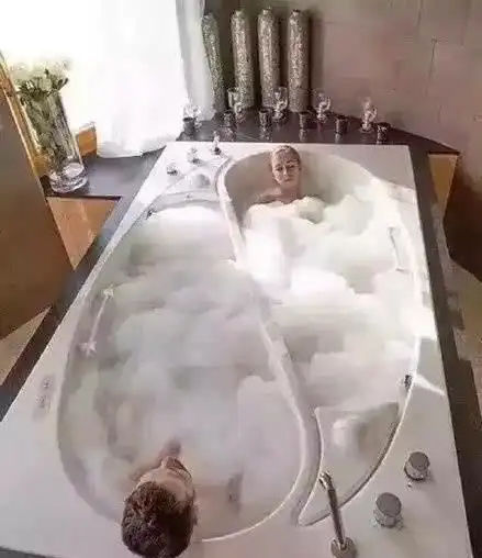 城里人真浪漫,好想知道豪华双人马桶的使用方法,城里人:告诉你