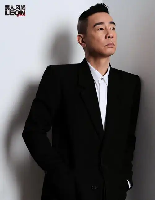 陈小春生活质感大片气场十足_凤凰网时尚_凤凰网