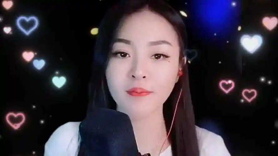 网红亚男翻唱逃爱沙哑嗓音感人肺腑好听极了