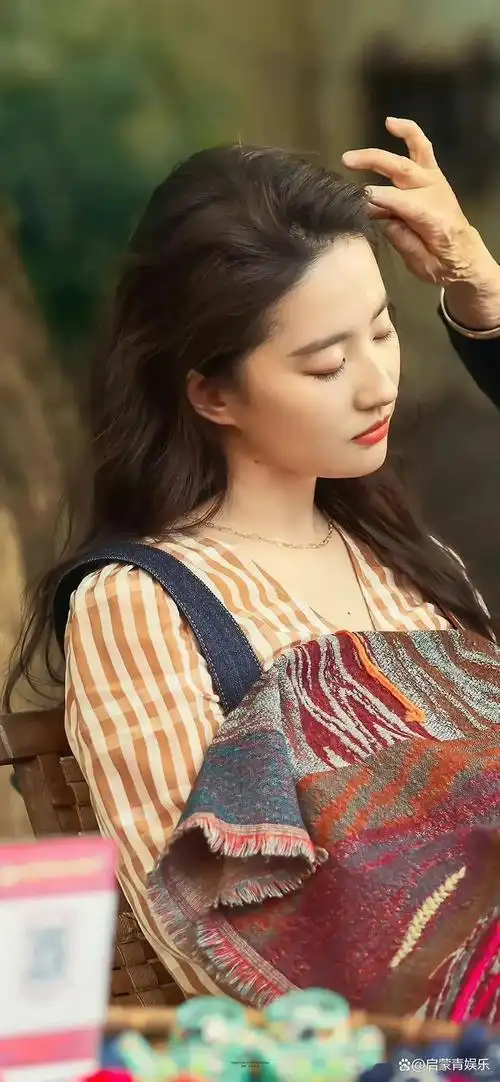 别瞎看你绝对没见过这样清纯又清醒的刘亦菲姐姐