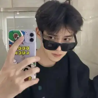 2021帅气好看男生戴墨镜头像霸气超拽有没有人喜欢