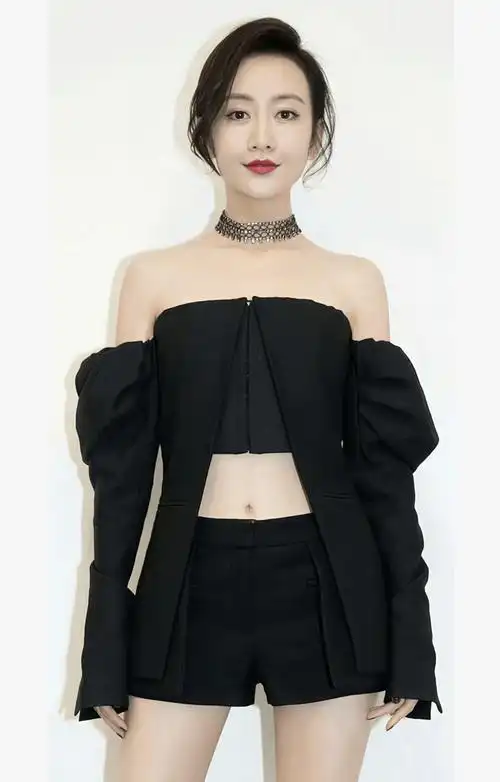 王鸥这样一双大白腿,谁能不迷糊?