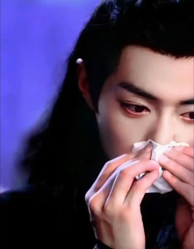 博君一肖 #向全世界安利最好的肖战 战哥落泪图,这凄美破碎 - 抖音