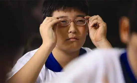 驾考不得不说的事 近视眼可以考驾照吗?