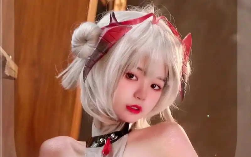 橙子喵酱cos明日方舟11w