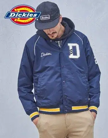 新款美国徽章棒球服