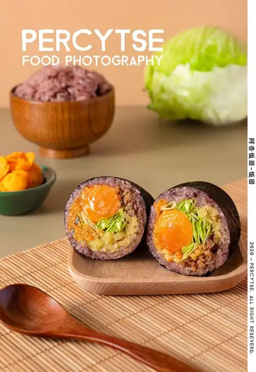 满满都是料的大饭团percytse美食摄影