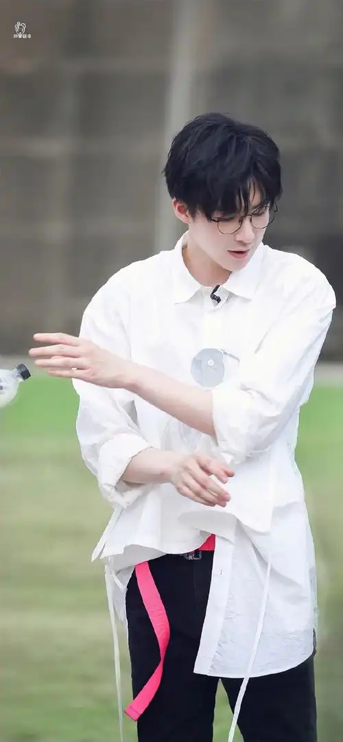 穿白衬衫最好看的男明星##刘宇宁做自己的光