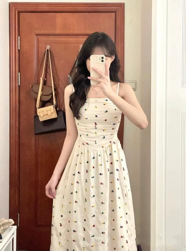 彩色小花刺绣法式复古吊带连衣裙女夏设计感小众抹胸长裙