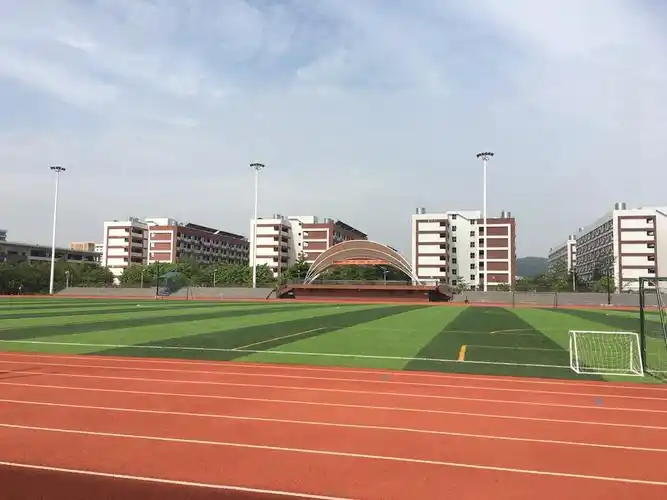 417直击神秘的广州中学凤凰校区到底是怎样的高中