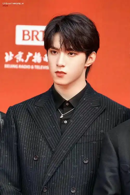 gq盛典座位安排#期待我们红毯之神@时代少年团-刘耀文[互粉][互粉]