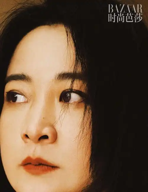 贾玲x时尚芭莎三月刊写真钟灵
