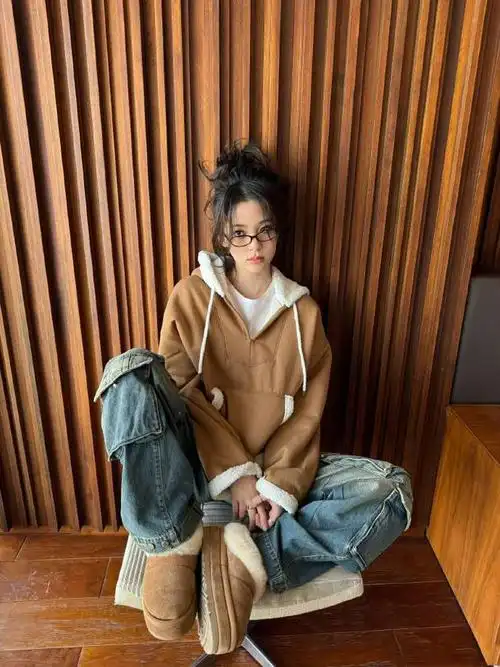 欧阳娜娜活力穿搭酷帅张扬活力满满时尚自信有个性