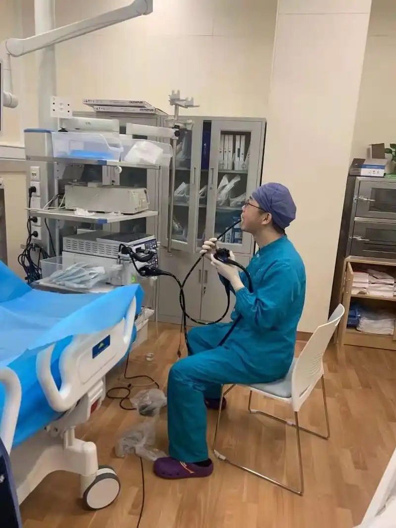 温州一消化科医生给自己做胃肠镜体验患者感知促早期筛查