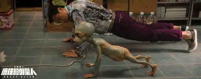 《疯狂的外星人》口碑爆棚,让你二刷的不只是神仙组合