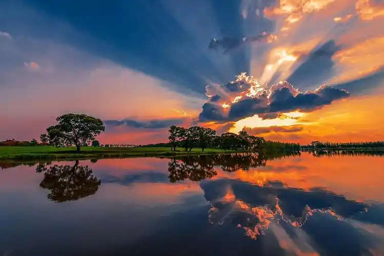 掌握这6个技巧,就能拍出最美的"耶稣光"__凤凰网