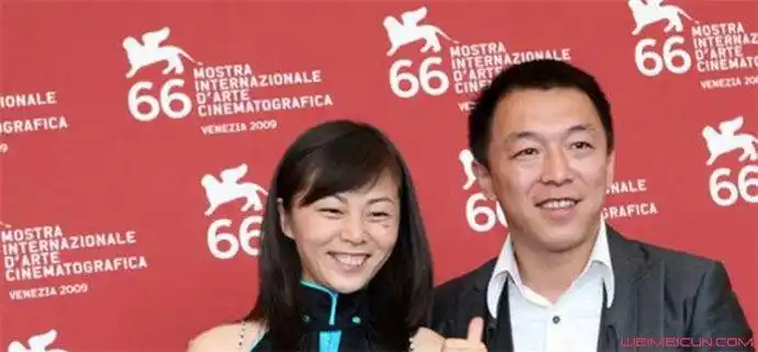 黄渤二胎男孩还是女孩 黄渤一家四口曝光掀起一片热议