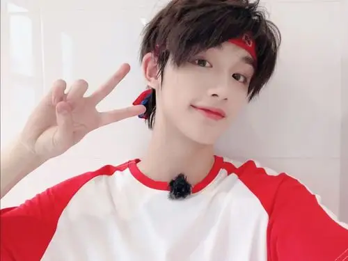 【丁程鑫快乐大本营】【丁程鑫大本营的秘密花园之小丁上班季.