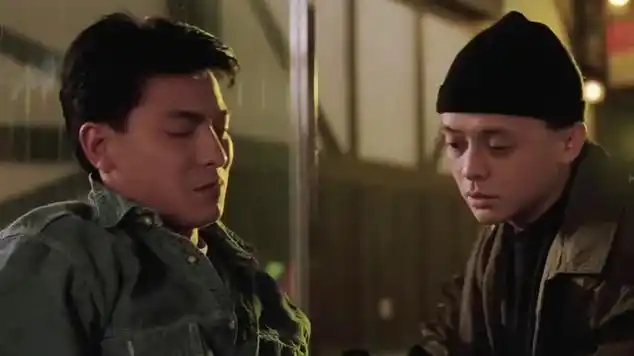 至尊无上:华仔的手受过伤,现如今连酒鬼都骗不过了|香港电影|战争片