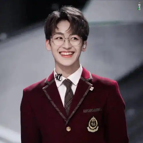 洛入凡间天使颜星辰之眸wink眼最好的何洛洛糯米滋