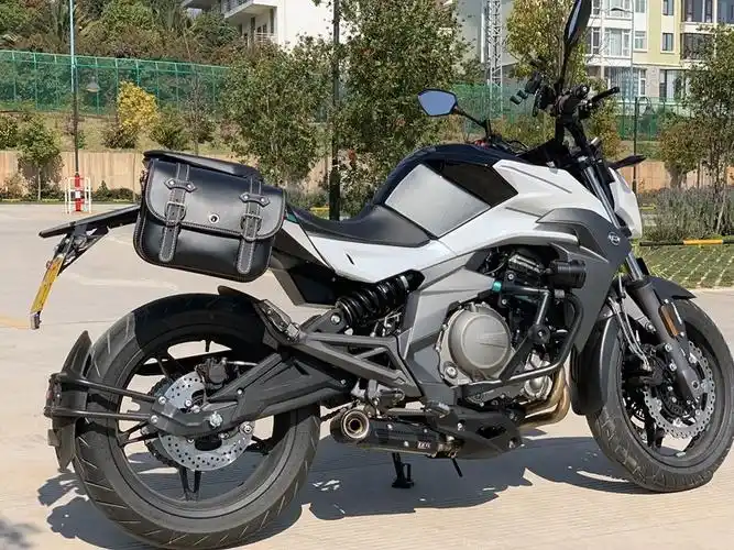 摩托车改装侧包春风nk150250400650sr防水边包尾包快拆头盔包一代大号