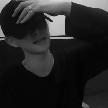 2021q友乐园黑白男头像高冷真人孤独 男生黑白丧系头像