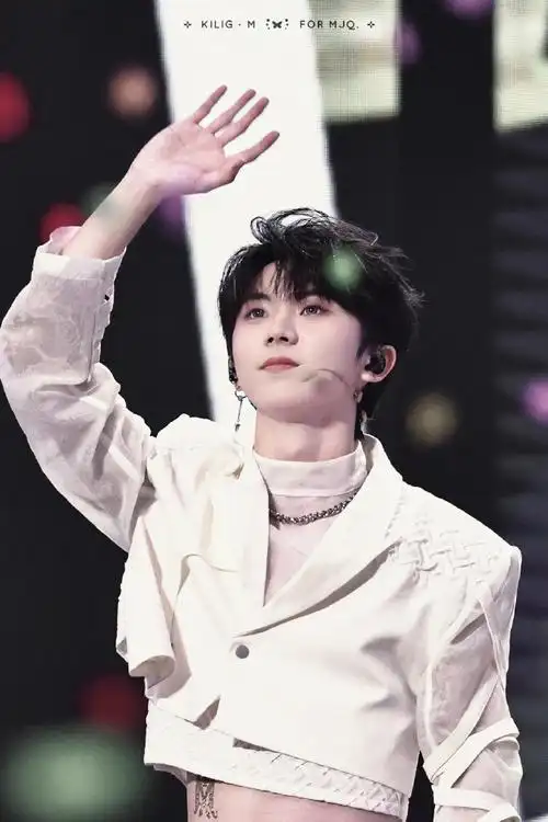 马嘉祺叁重楼暨出道四周年演唱会##马嘉祺 廿一幕启循光赴盛景##今日