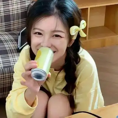 灵动可爱的俏皮真人女生头像高清 甜美活泼好看的微信女生头像_女生