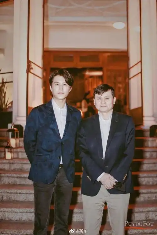 靳东神奇的同框